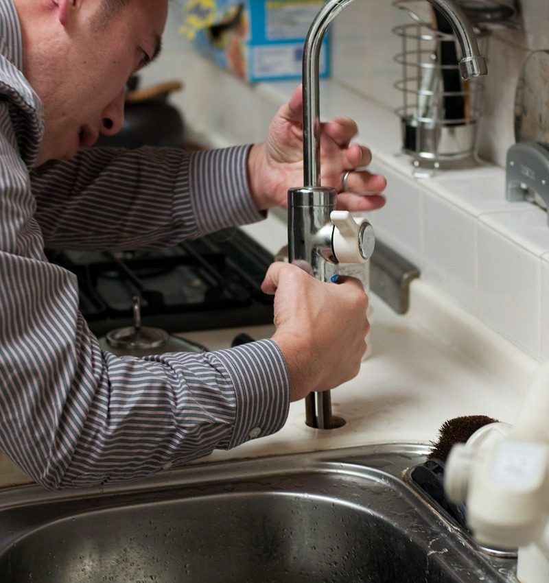 plumber, handyman, repair-228010.jpg